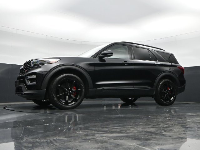 Used 2024 Ford Explorer ST w/ Technology Package AWD/4WD image 46