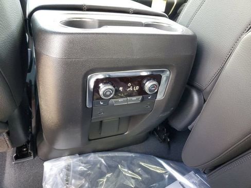 New 2026 GMC Yukon Denali RWD image 16