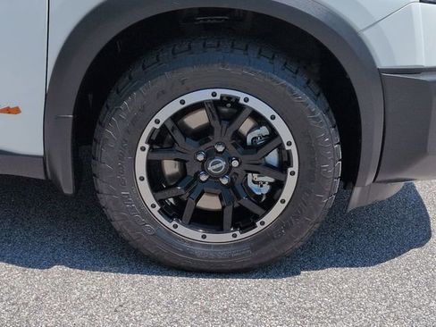Used 2024 Nissan Pathfinder Rock Creek AWD/4WD image 11