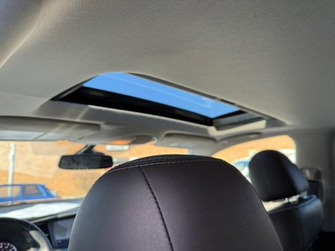 Used 2019 INFINITI QX60 Luxe w/ Essential Package image 12