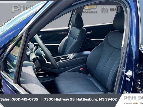 Used 2023 Hyundai Santa Fe SE FWD image 18