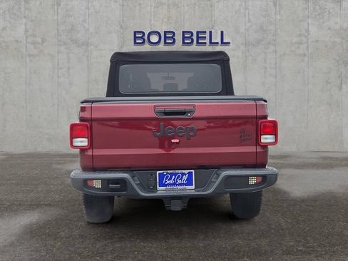 Used 2022 Jeep Gladiator Sport AWD/4WD image 4