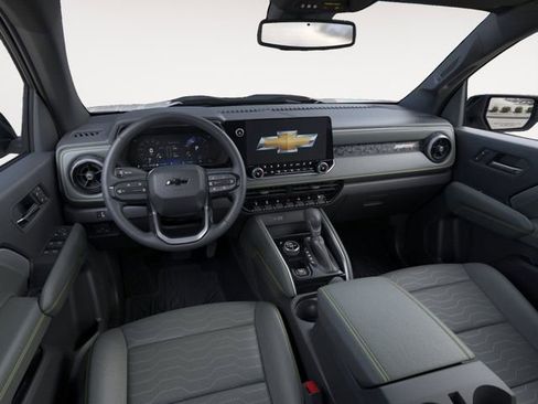 Used 2026 Chevrolet Colorado ZR2 AWD/4WD image 15