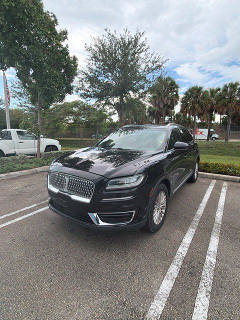 Used 2020 Lincoln Nautilus FWD image 5