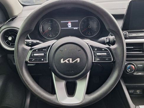 Used 2022 Kia Forte LXS image 14