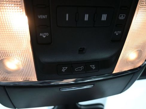 Used 2021 Jeep Grand Cherokee High Altitude AWD/4WD image 38