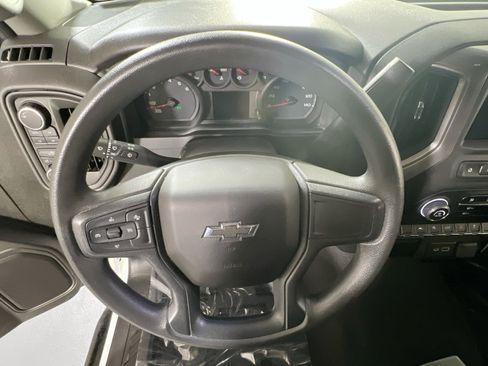 Used 2023 Chevrolet Silverado 1500 Custom Trail Boss w/ LPO, Dark Essentials Package image 11