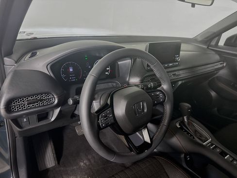 Used 2025 Honda HR-V Sport image 8