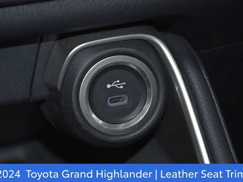 Certified 2024 Toyota Grand Highlander Limited image 18