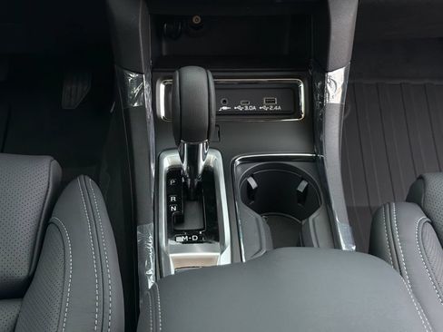 New 2026 Subaru Ascent Limited AWD/4WD image 9