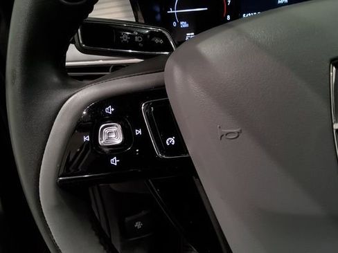 Used 2022 Lincoln Corsair AWD w/ Equipment Group 101A image 26