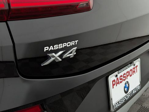 Certified 2024 BMW X4 xDrive30i w/ Convenience Package image 11