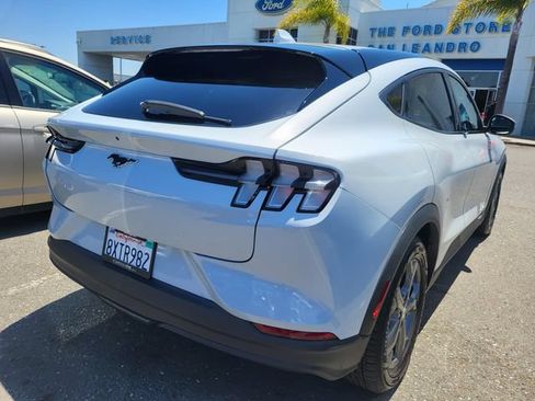 Used 2021 Ford Mustang Mach-E Select RWD image 4