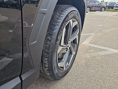 Certified 2023 Hyundai Tucson Limited image 40