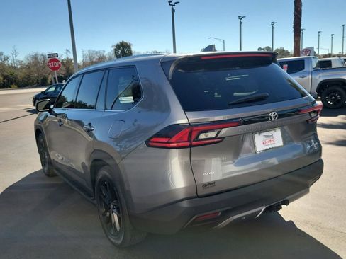 New 2026 Toyota Grand Highlander Platinum image 4