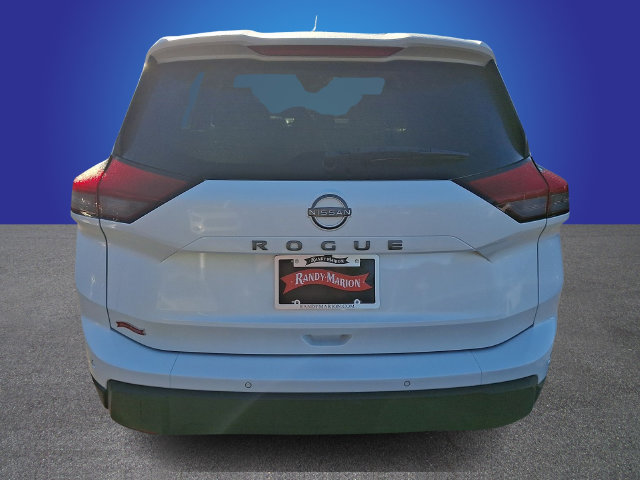Used 2024 Nissan Rogue S FWD image 5