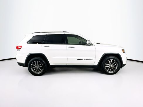Used 2017 Jeep Grand Cherokee Limited w/ Luxury Group II image 10