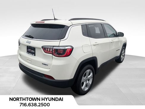 Used 2019 Jeep Compass Latitude image 14