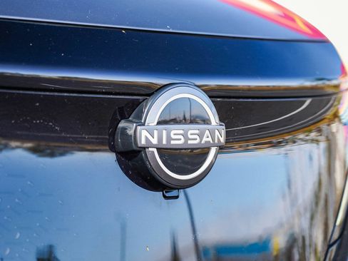 Used 2024 Nissan Ariya AWD image 3