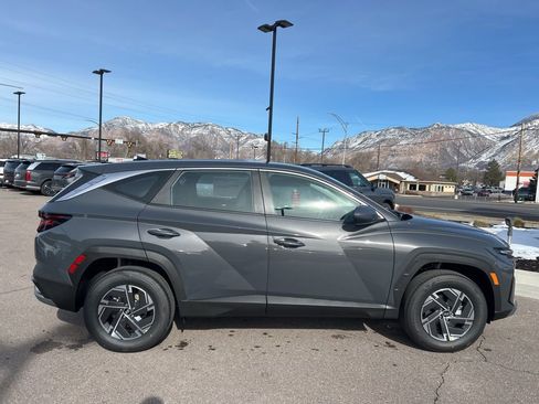 New 2026 Hyundai Tucson Blue SE w/ Tow & Go Package image 4