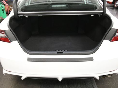 Used 2022 Toyota Camry SE w/ Carpet Mat Package (TMS) FWD image 22