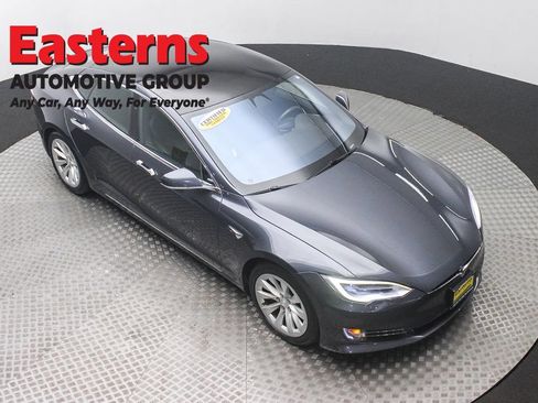 Used 2018 Tesla Model S 75D AWD/4WD image 3