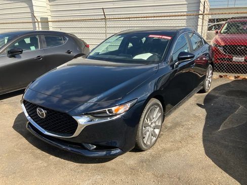 Used 2026 MAZDA MAZDA3 2.5 S Sedan w/ Preferred Pkg FWD image 2