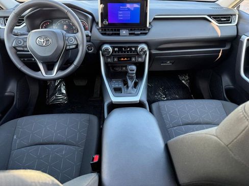Used 2023 Toyota RAV4 XLE w/ Convenience Package image 15