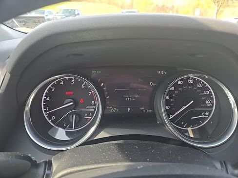 Certified 2020 Toyota Camry XLE image 8