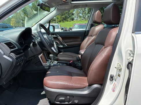 Used 2018 Subaru Forester 2.5i Touring AWD/4WD image 28