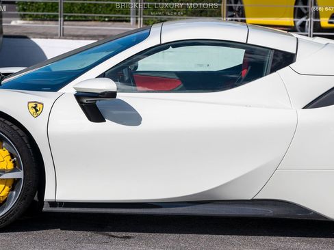 Certified 2022 Ferrari SF90 Spider image 44
