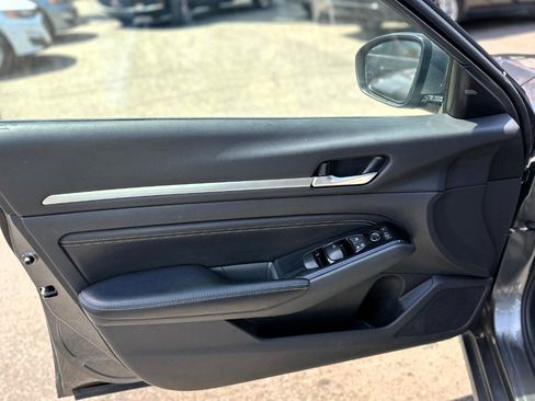 Used 2023 Nissan Altima 2.5 SL image 19