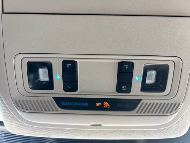 Used 2023 Ford Explorer XLT AWD/4WD image 36