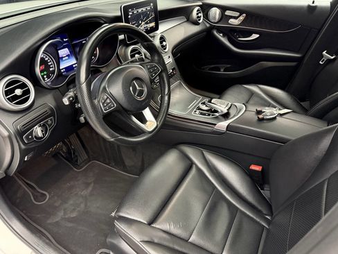 Used 2017 Mercedes-Benz GLC 300 4MATIC image 14