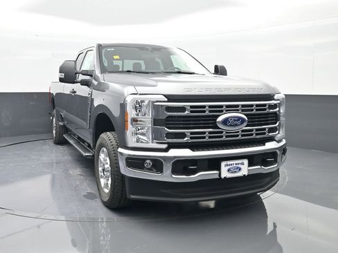 New 2026 Ford F250 XLT image 2
