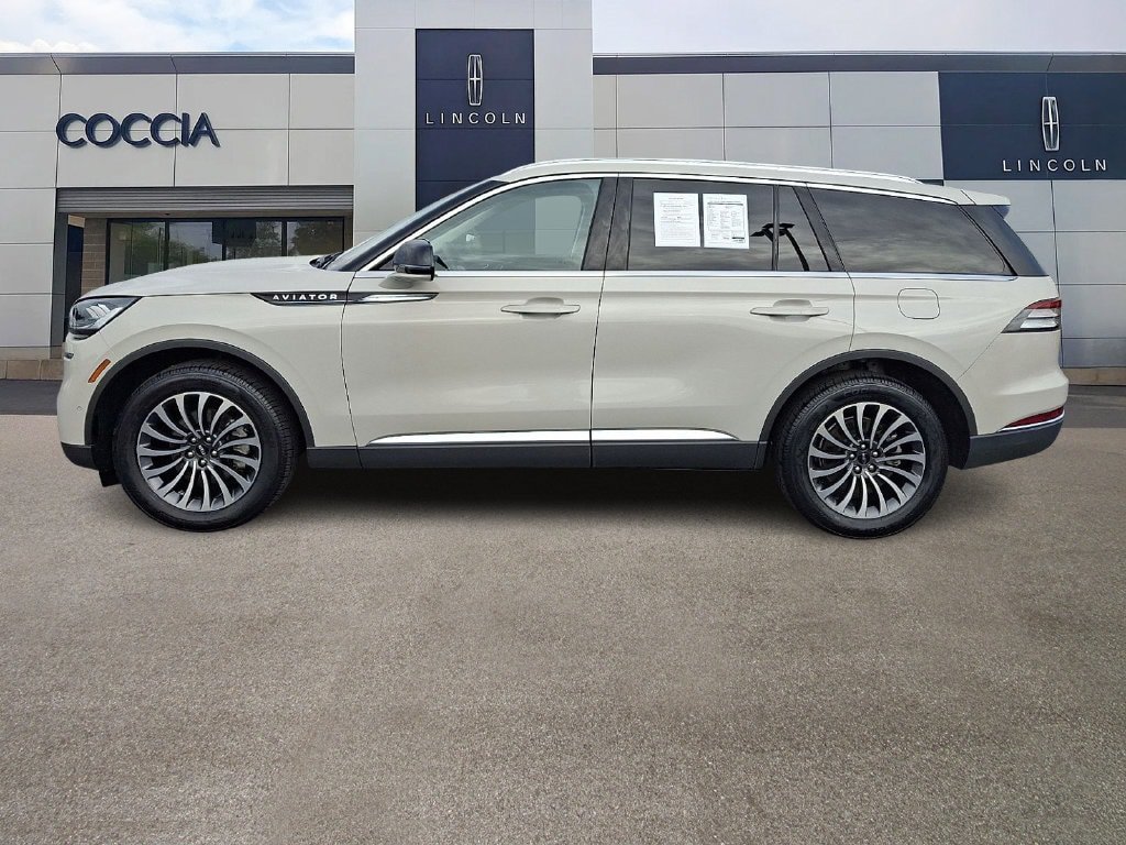 Certified 2023 Lincoln Aviator AWD w/ Premium Package image 7