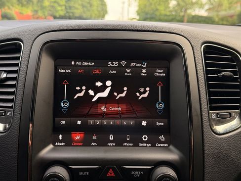 Used 2018 Dodge Durango SRT w/ Technology Group AWD/4WD image 15