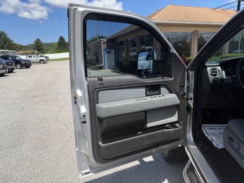 Used 2014 Ford F150 XLT w/ Equipment Group 302A Luxury AWD/4WD image 10