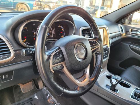 Used 2015 Jeep Grand Cherokee Limited image 12