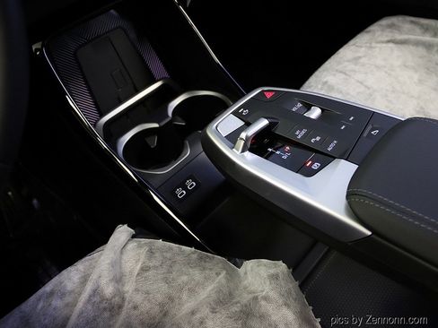 Used 2025 BMW X1 xDrive28i image 23