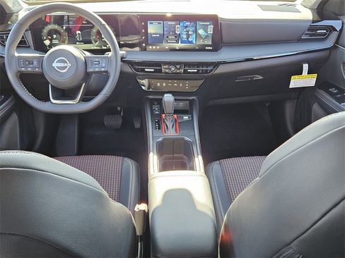 New 2026 Nissan Kicks SR image 6