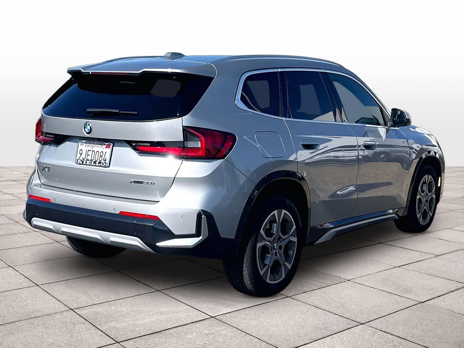 Used 2023 BMW X1 xDrive28i w/ Premium Package AWD/4WD image 9