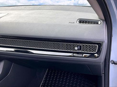 Used 2022 Honda Civic Touring image 26