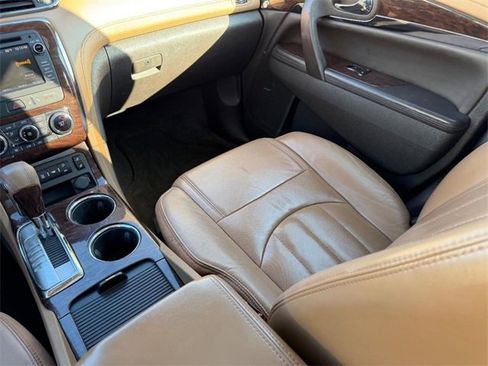 Used 2014 Buick Enclave Leather w/ Trailering Provision Package image 20