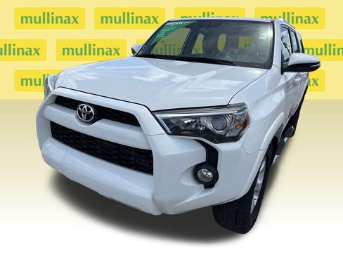 Used 2016 Toyota 4Runner SR5 Premium RWD image 10