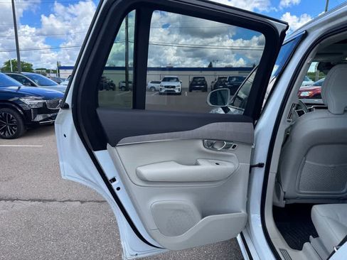 Used 2024 Volvo XC90 T8 Plus w/ Protection Package Premier AWD/4WD image 15