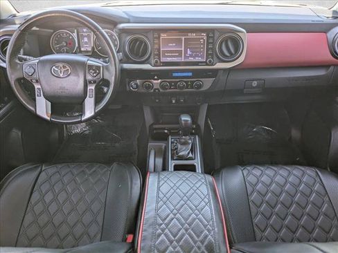 Used 2023 Toyota Tacoma SR5 AWD/4WD image 16