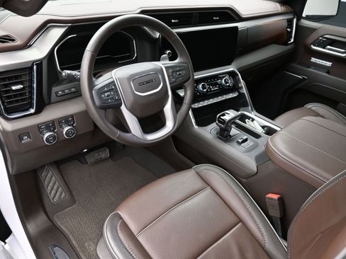 Used 2024 GMC Sierra 1500 Denali w/ Denali Reserve Package image 21