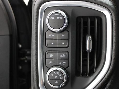 Used 2022 GMC Sierra 2500 AT4 image 45