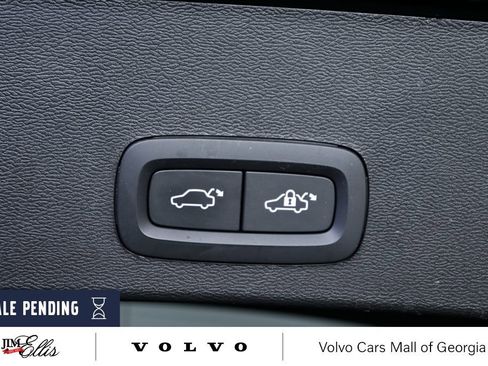 Certified 2024 Volvo XC40 Recharge Plus w/ Protection Package Premier AWD/4WD image 32